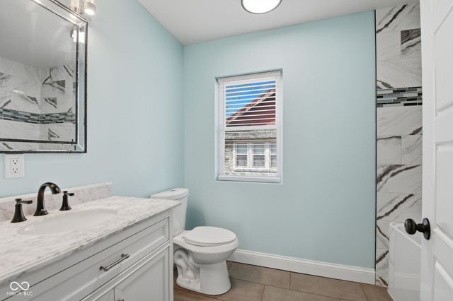 3702 Manor Court, Indianapolis, IN 46218