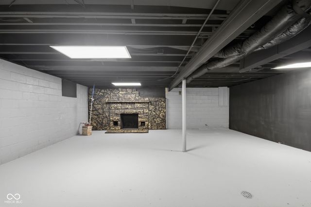 3702 Manor Court, Indianapolis, IN 46218