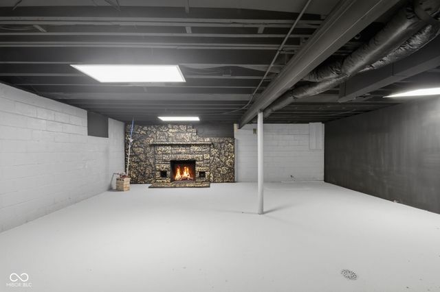 3702 Manor Court, Indianapolis, IN 46218