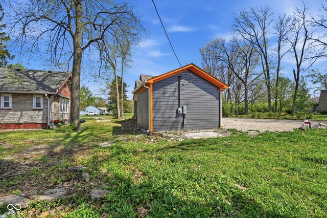 3702 Manor Court, Indianapolis, IN 46218