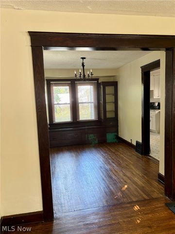1421 Rio Street, Lakewood, OH 44107