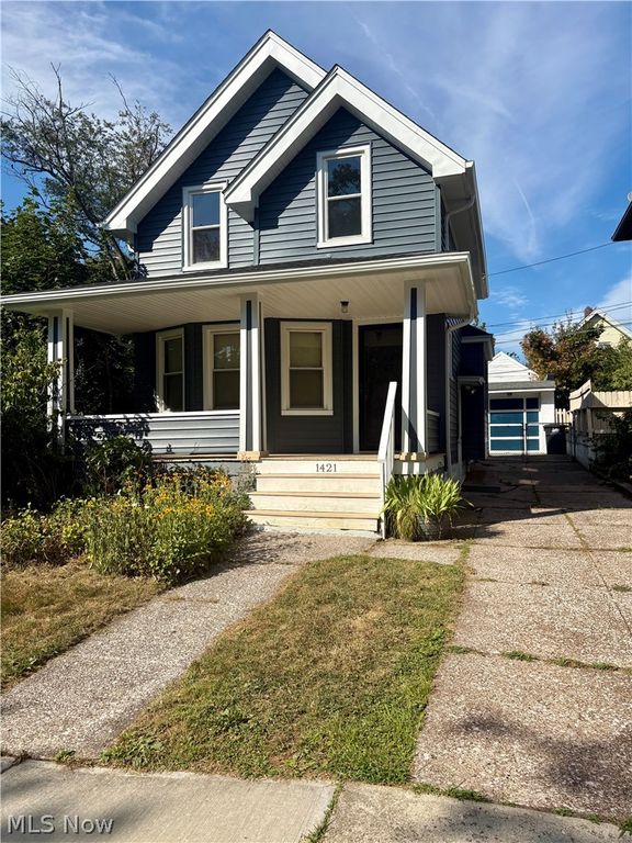 1421 Rio Street, Lakewood, OH 44107
