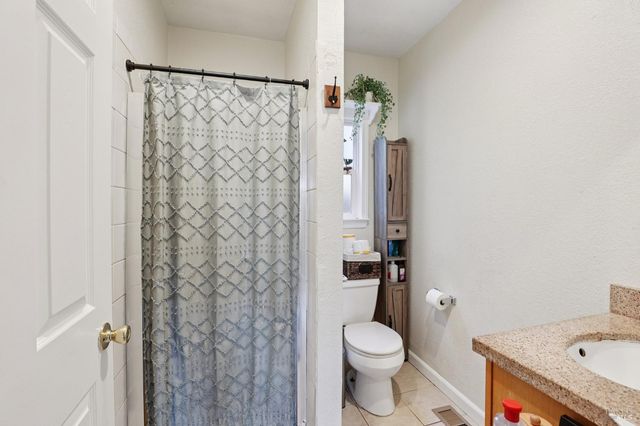 703 Capitol St, Vallejo, CA 94590