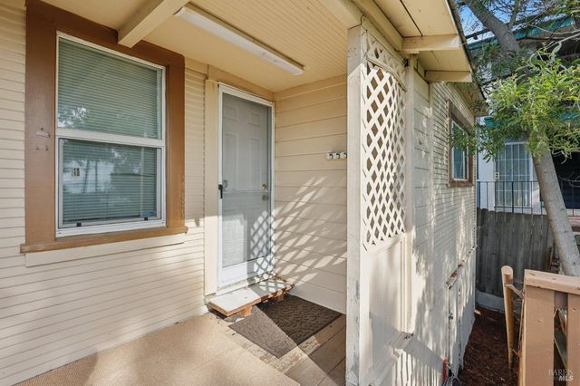 703 Capitol St, Vallejo, CA 94590