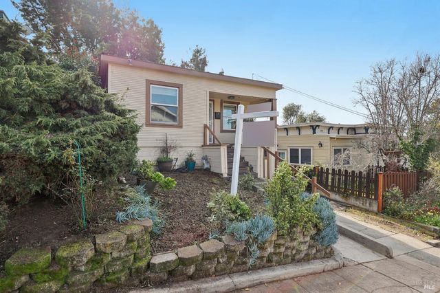 703 Capitol St, Vallejo, CA 94590