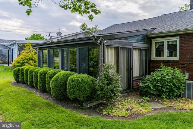 529 S 6TH ST, Denver, PA 17517