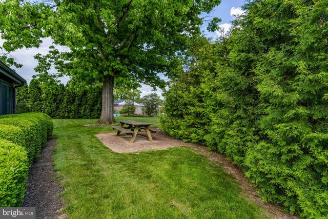 529 S 6TH ST, Denver, PA 17517