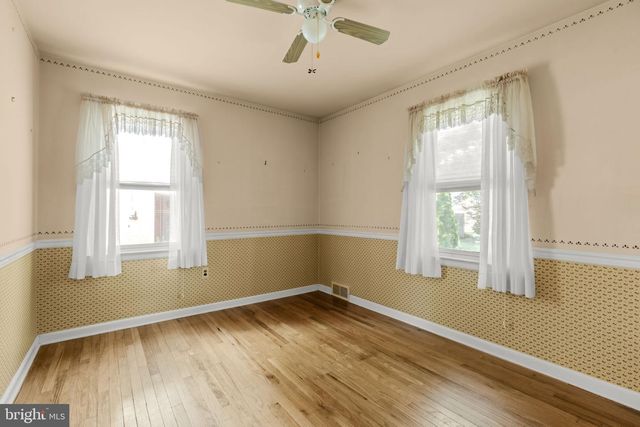 529 S 6TH ST, Denver, PA 17517