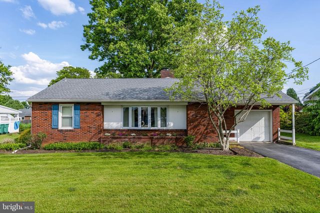 529 S 6TH ST, Denver, PA 17517