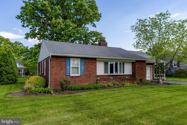 529 S 6TH ST, Denver, PA 17517