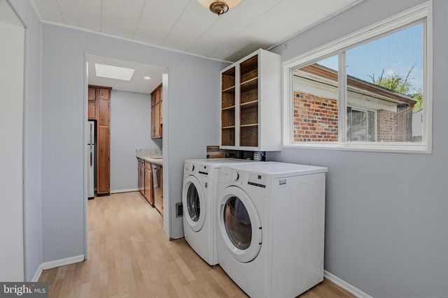 4611 HARLAN ST, Rockville, MD 20853