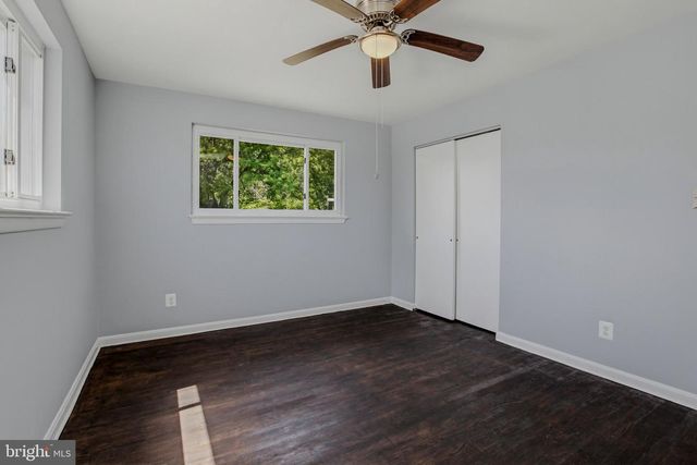 4611 HARLAN ST, Rockville, MD 20853
