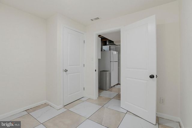 4611 HARLAN ST, Rockville, MD 20853