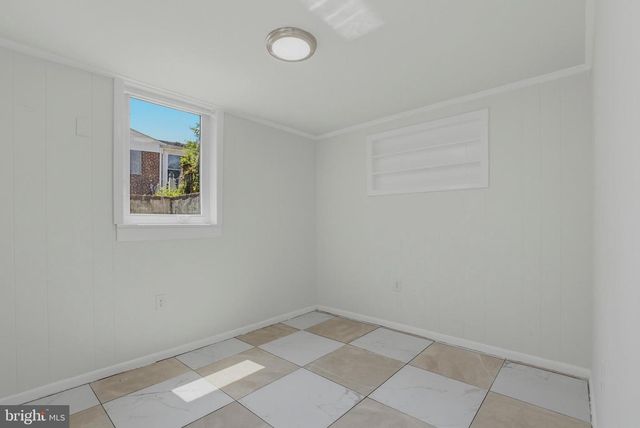 4611 HARLAN ST, Rockville, MD 20853
