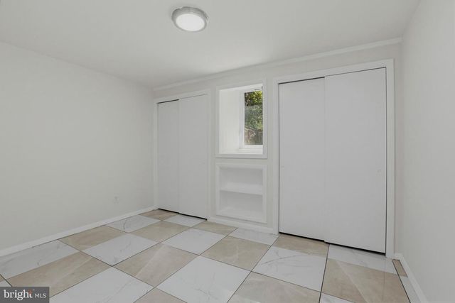 4611 HARLAN ST, Rockville, MD 20853