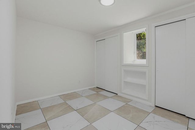 4611 HARLAN ST, Rockville, MD 20853