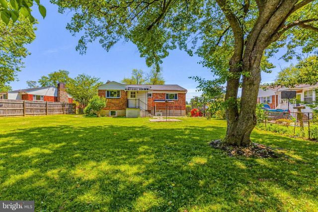 4611 HARLAN ST, Rockville, MD 20853