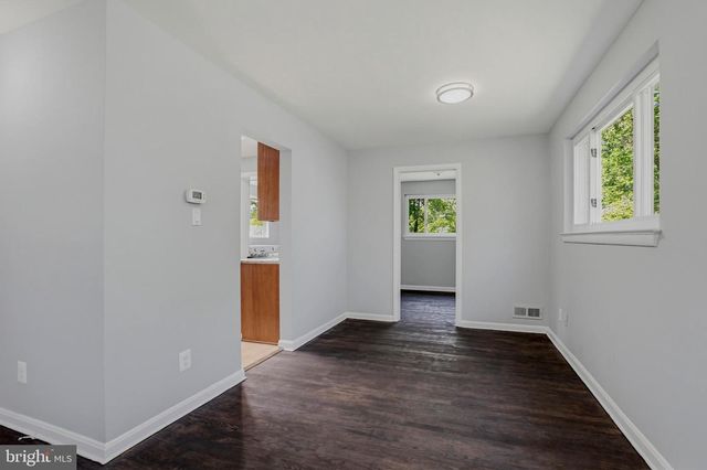 4611 HARLAN ST, Rockville, MD 20853