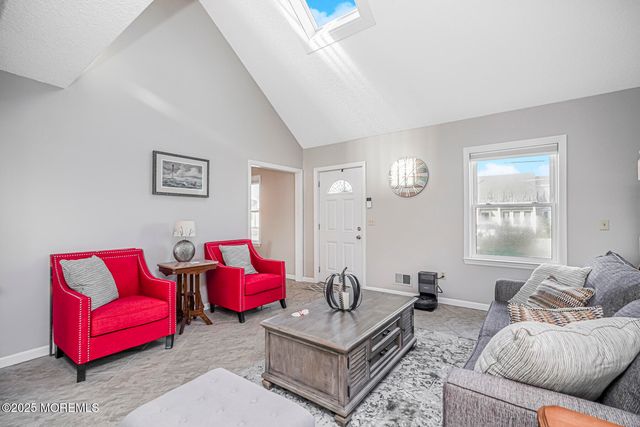 1001 Painter Pt, Lanoka Harbor, NJ 08734