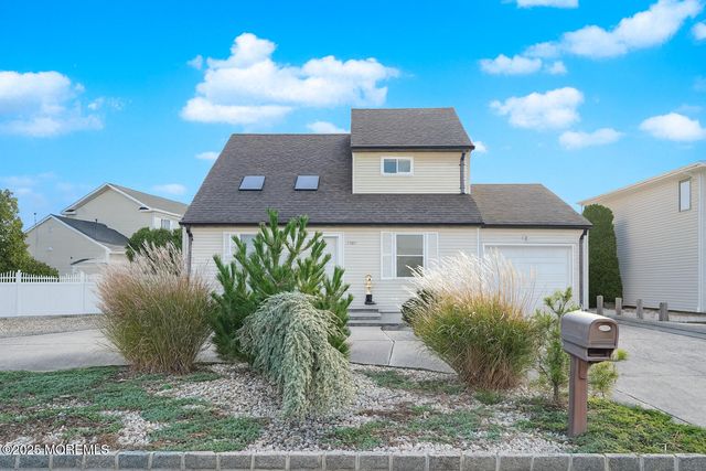 1001 Painter Pt, Lanoka Harbor, NJ 08734