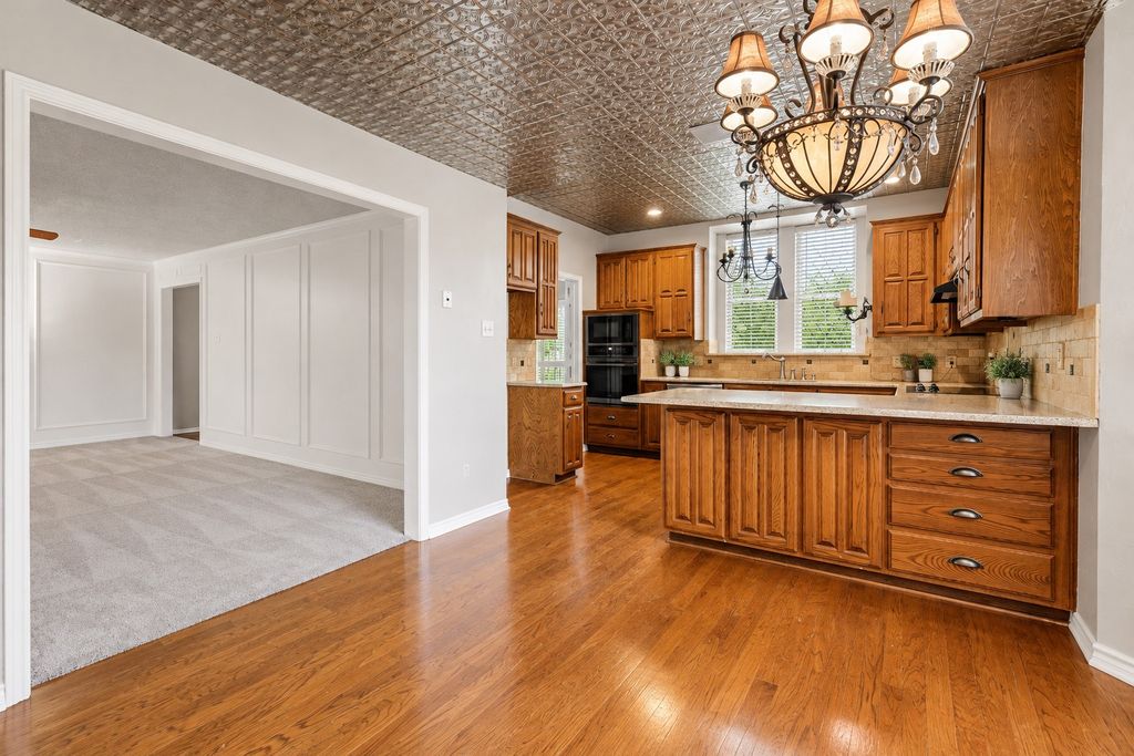 2110 Emerald Lake Drive, Arlington, TX 76013 — photo 3