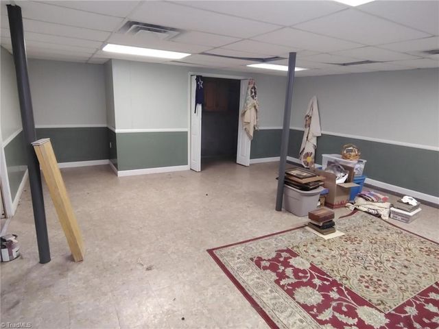 159 Cedar Knoll Drive, Mount Airy, NC 27030