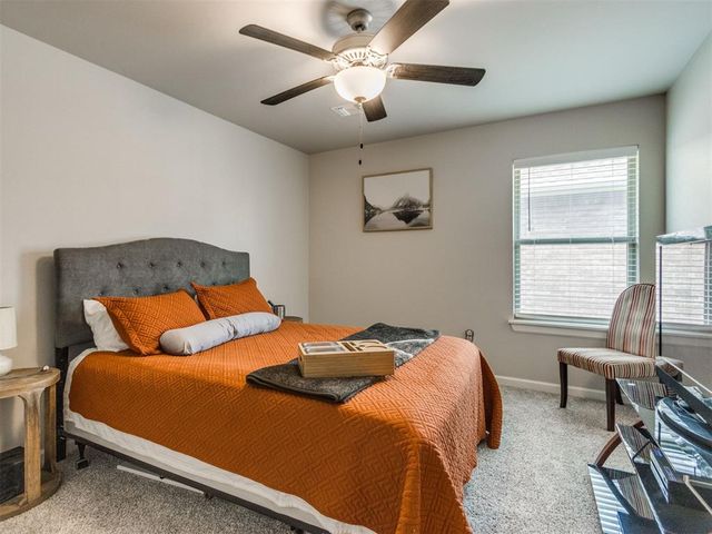 516 Side Track Road, Yukon, OK 73099