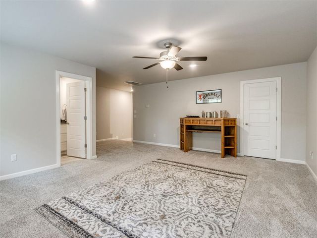 516 Side Track Road, Yukon, OK 73099