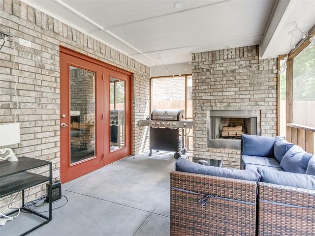 516 Side Track Road, Yukon, OK 73099