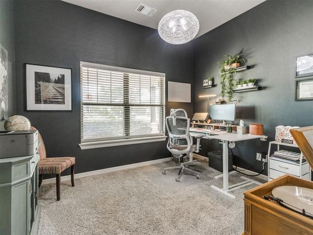 516 Side Track Road, Yukon, OK 73099