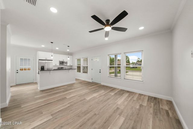 7200 Lake Suzzanne Way, Panama City, FL 32404