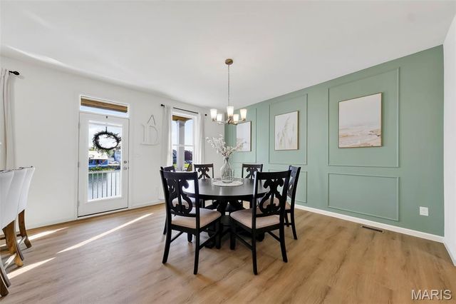 226 Marais Temps Clair Way, St Charles, MO 63301