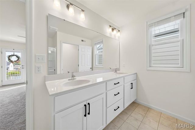 226 Marais Temps Clair Way, St Charles, MO 63301