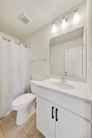 226 Marais Temps Clair Way, St Charles, MO 63301