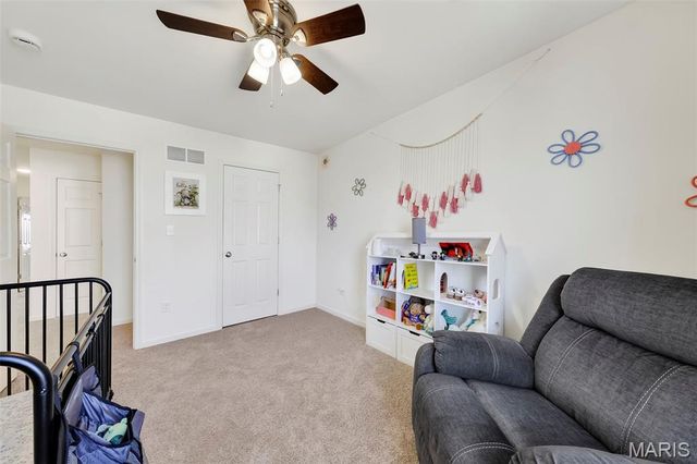 226 Marais Temps Clair Way, St Charles, MO 63301