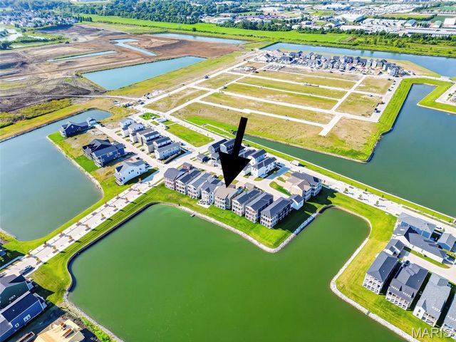 226 Marais Temps Clair Way, St Charles, MO 63301