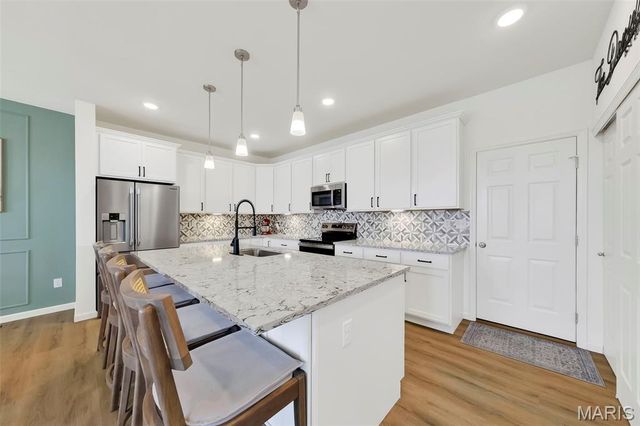 226 Marais Temps Clair Way, St Charles, MO 63301
