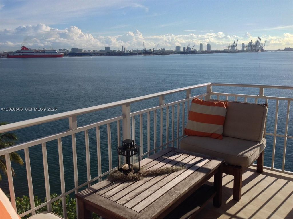 770 Claughton Island Dr 615, Miami, FL 33131