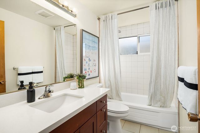 7147 30th Avenue SW, Seattle, WA 98126