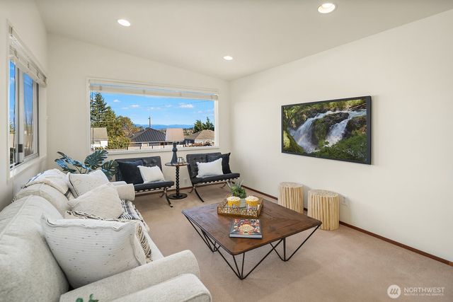 7147 30th Avenue SW, Seattle, WA 98126