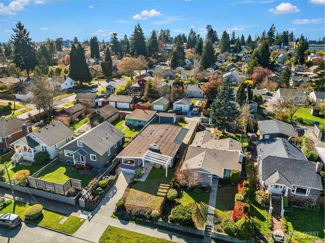 7147 30th Avenue SW, Seattle, WA 98126