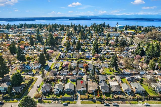 7147 30th Avenue SW, Seattle, WA 98126