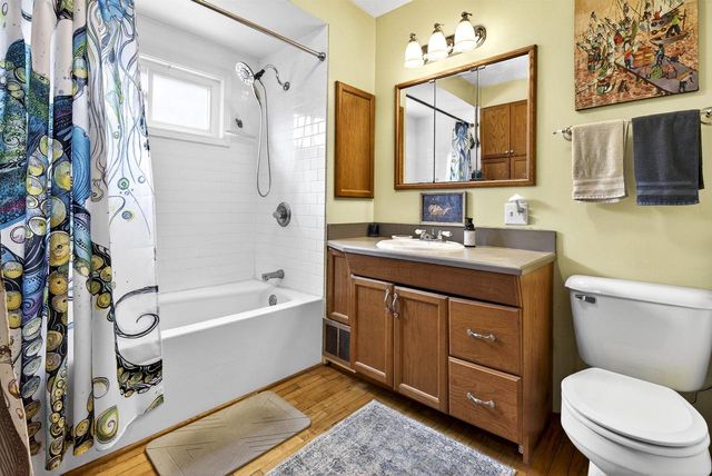 121 S OUTAGAMIE STREET, Appleton, WI 54914