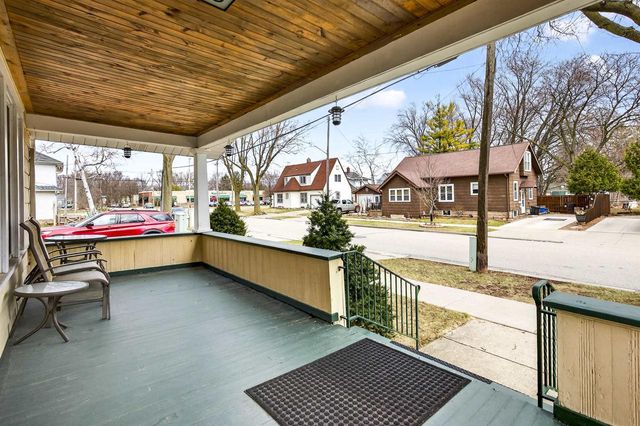 121 S OUTAGAMIE STREET, Appleton, WI 54914