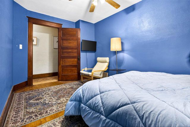 121 S OUTAGAMIE STREET, Appleton, WI 54914
