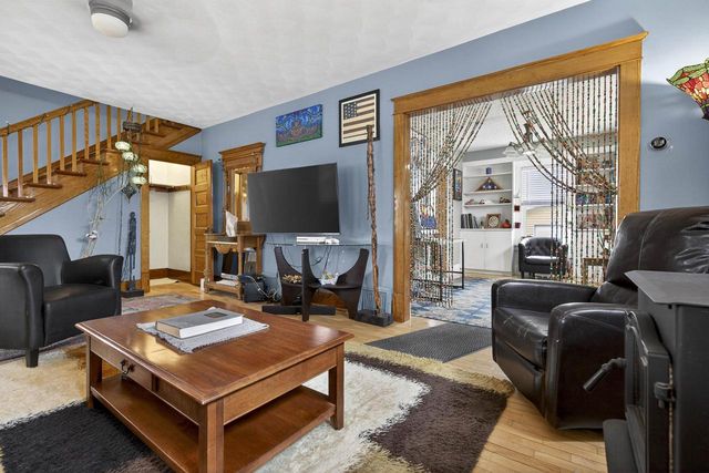 121 S OUTAGAMIE STREET, Appleton, WI 54914