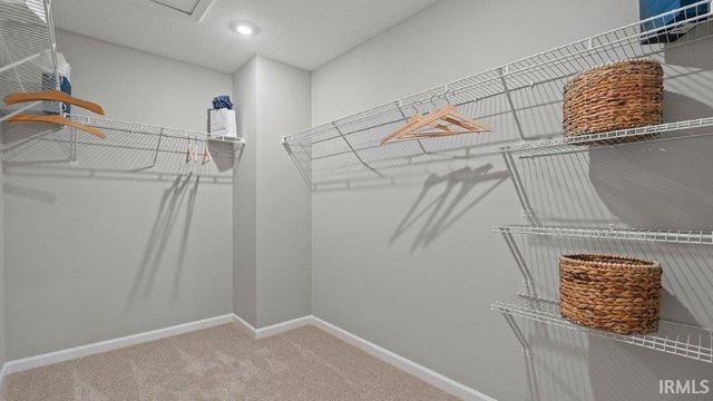 673 Chellberge Pass, New Haven, IN 46774