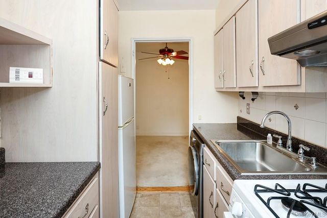 189-19 39th Avenue 118, Flushing, NY 11358