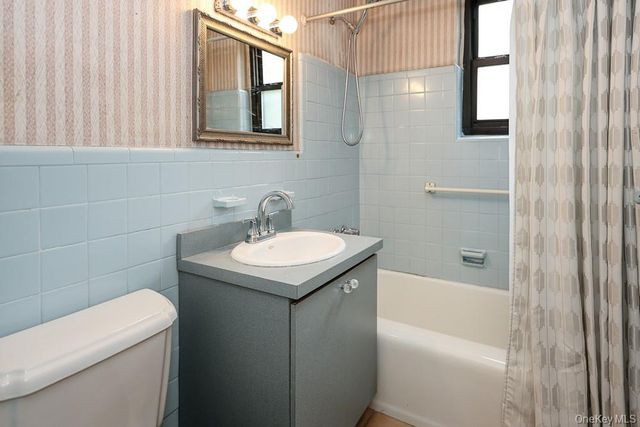 189-19 39th Avenue 118, Flushing, NY 11358