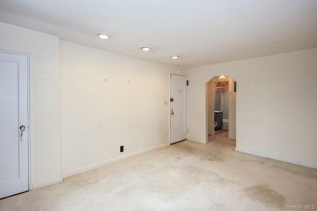 189-19 39th Avenue 118, Flushing, NY 11358
